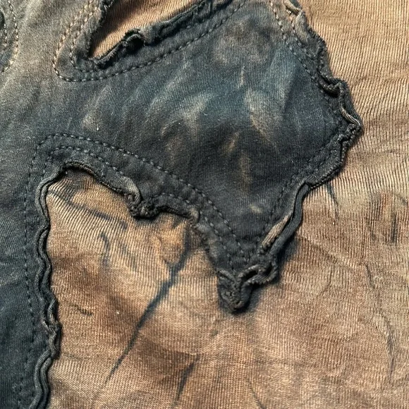 @Londonerus OOAK distressed long sleeve - Picture 12 of 16